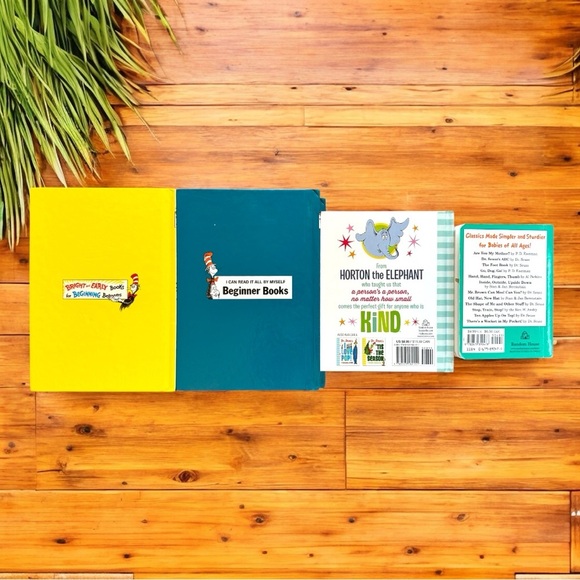 Dr. Seuss Children’s Book Bundle – Set of 4 Classic Titles - Picture 4 of 5